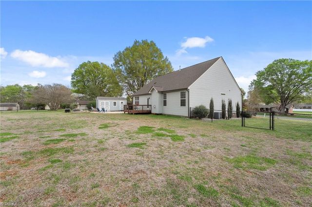 1969 Bellemont Alamance Road, Burlington, NC 27215