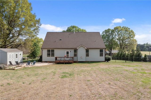 1969 Bellemont Alamance Road, Burlington, NC 27215