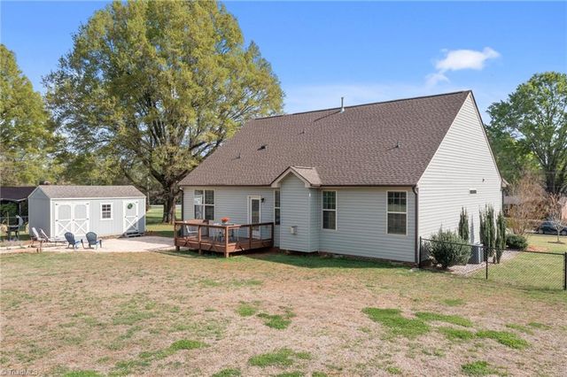 1969 Bellemont Alamance Road, Burlington, NC 27215