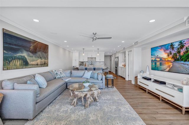 6140 MIDNIGHT PASS ROAD 401, Sarasota, FL 34242