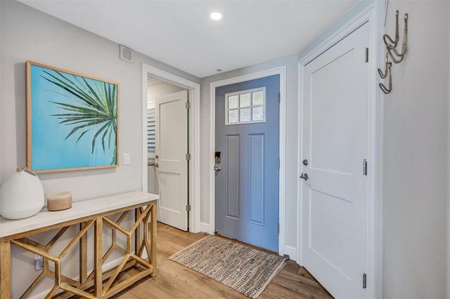 6140 MIDNIGHT PASS ROAD 401, Sarasota, FL 34242