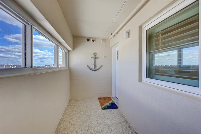 6140 MIDNIGHT PASS ROAD 401, Sarasota, FL 34242