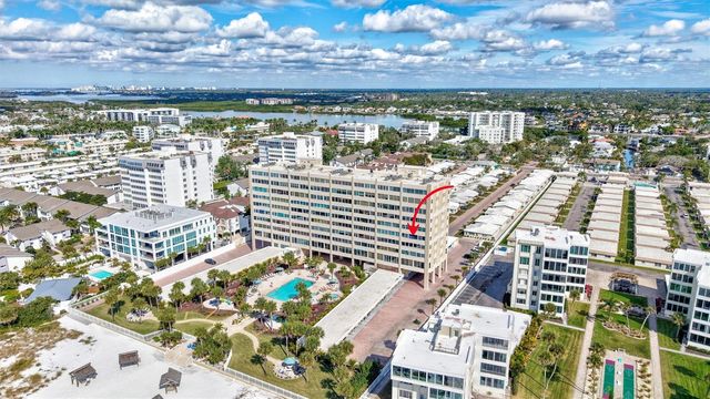 6140 MIDNIGHT PASS ROAD 401, Sarasota, FL 34242