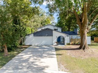 15801 KNOLLVIEW DRIVE, Tampa, FL 33624