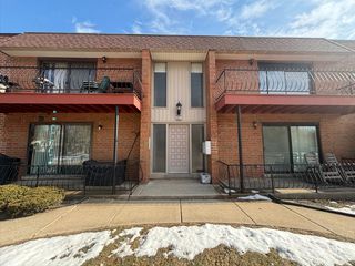 637 Carroll Parkway 203, Glenwood, IL 60425