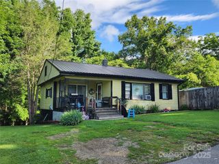 165 Ray Street, Waynesville, NC 28786