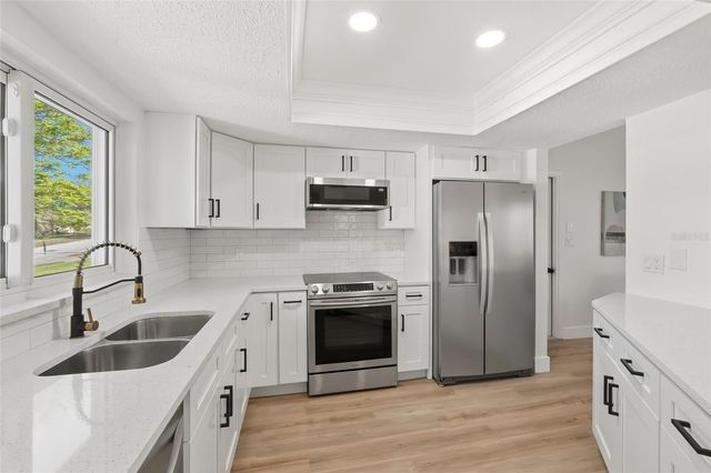 1434 RED OAK DRIVE, Tarpon Springs, FL 34689