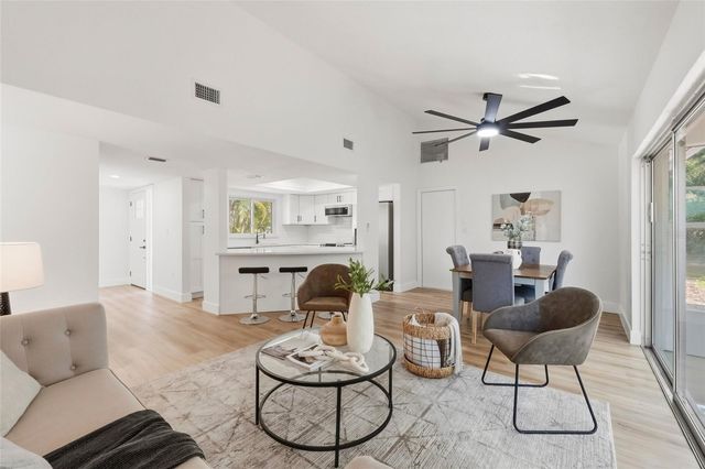 1434 RED OAK DRIVE, Tarpon Springs, FL 34689