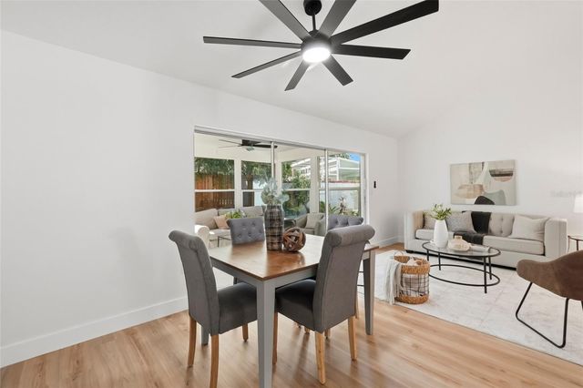 1434 RED OAK DRIVE, Tarpon Springs, FL 34689