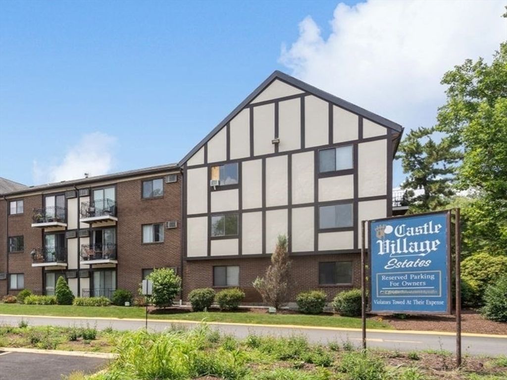 159 Bittersweet Ln 123, Randolph, MA 02368