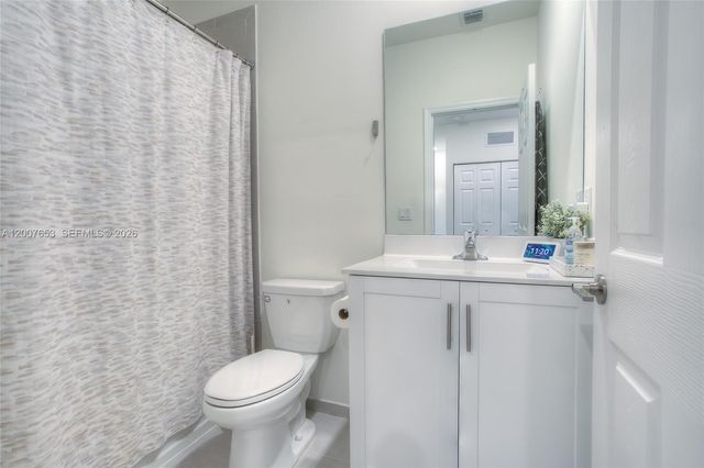 11017 W 33rd Way, Hialeah, FL 33018