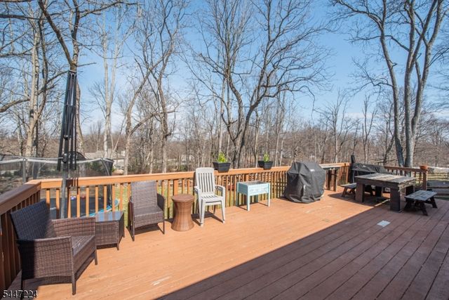 24 Valley View Trl, Sparta Twp., NJ 07871