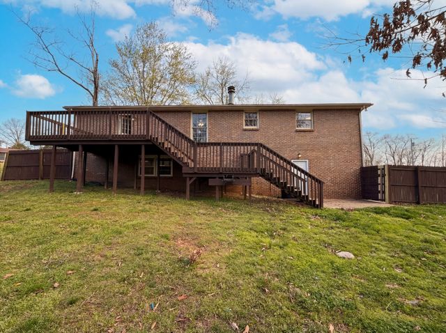 435 Victory Rd, Clarksville, TN 37042