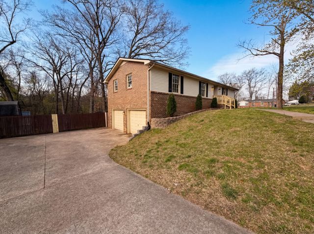 435 Victory Rd, Clarksville, TN 37042