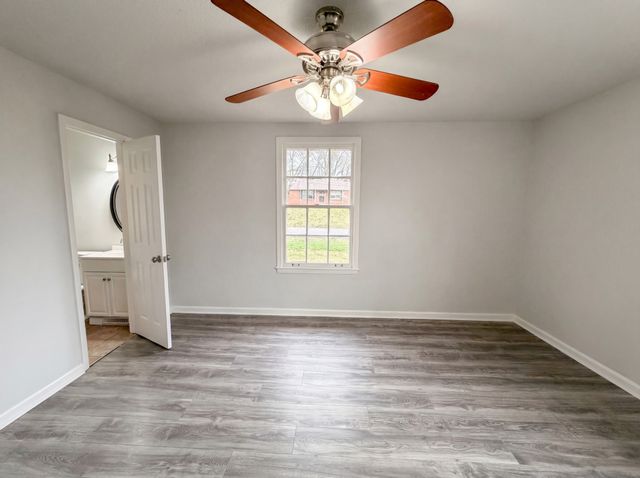 435 Victory Rd, Clarksville, TN 37042