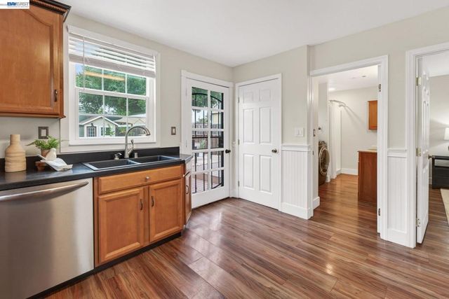 838 S I St, Livermore, CA 94550
