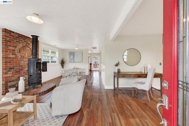 838 S I St, Livermore, CA 94550