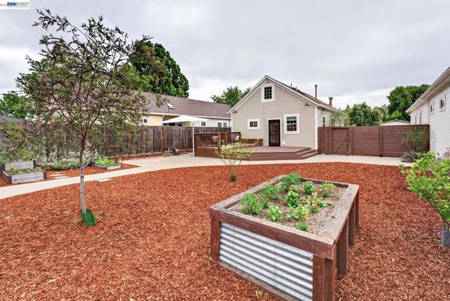 838 S I St, Livermore, CA 94550