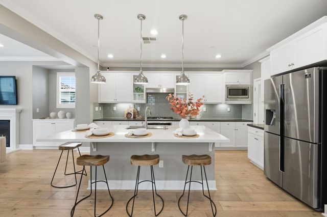 190 Christine Lynn Drive, Morgan Hill, CA 95037