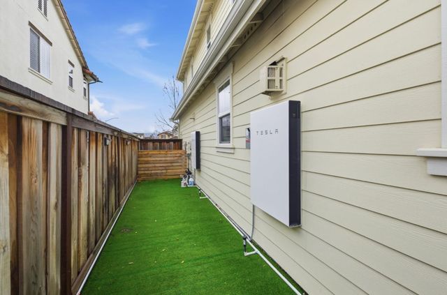 190 Christine Lynn Drive, Morgan Hill, CA 95037