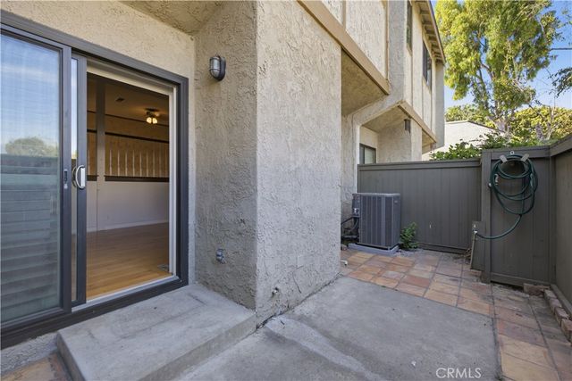 2000 W Palmyra Avenue 7, Orange, CA 92868