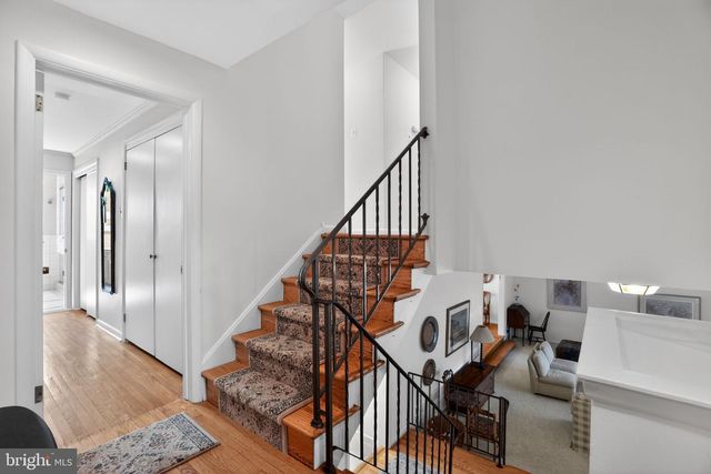 307 COLONIAL DR, Wallingford, PA 19086