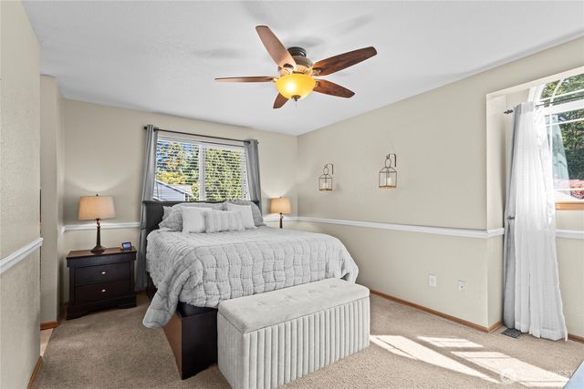 9224 60th Avenue Ct E, Puyallup, WA 98371