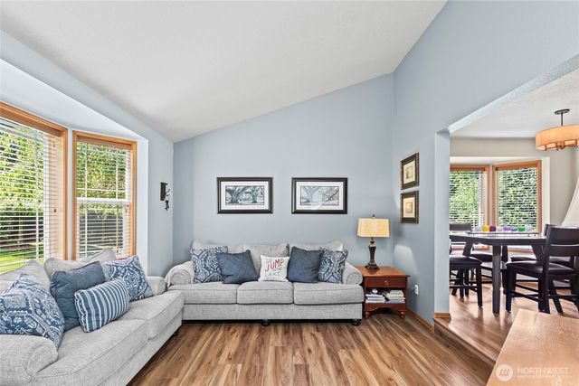 9224 60th Avenue Ct E, Puyallup, WA 98371