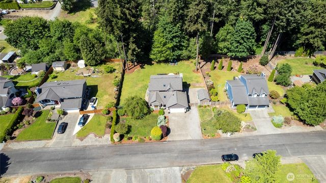 9224 60th Avenue Ct E, Puyallup, WA 98371