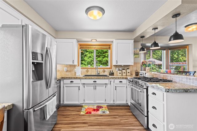 9224 60th Avenue Ct E, Puyallup, WA 98371