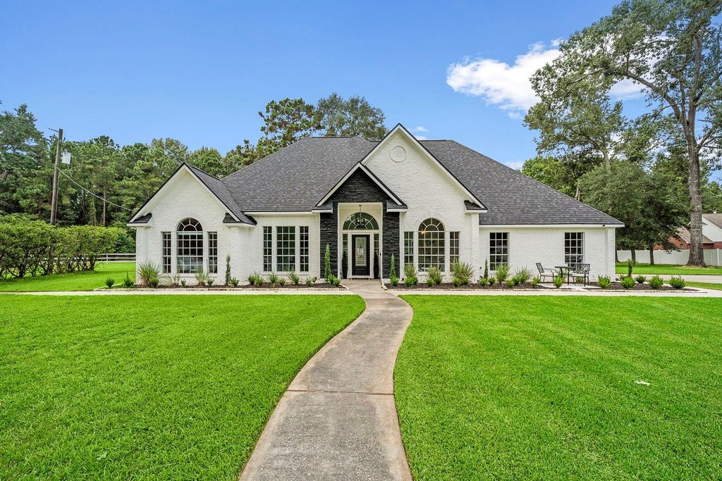 306 (310) Commons Trail Lane, Huffman, TX 77336