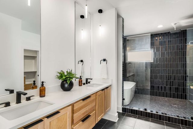 1726 Nassau St, Nashville, TN 37208