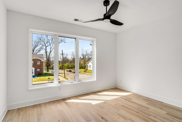 1726 Nassau St, Nashville, TN 37208