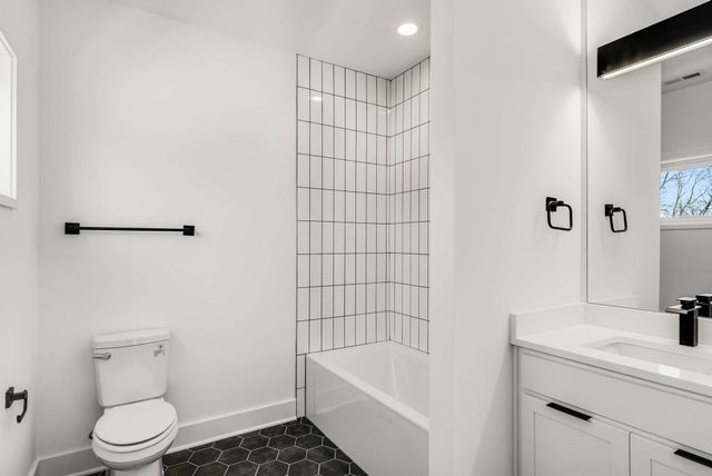 1726 Nassau St, Nashville, TN 37208