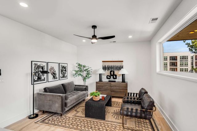 1726 Nassau St, Nashville, TN 37208