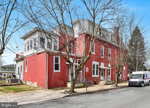 360 E LEHMAN ST, Lebanon, PA 17046