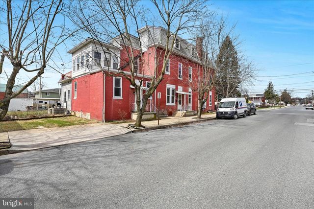 360 E LEHMAN ST, Lebanon, PA 17046