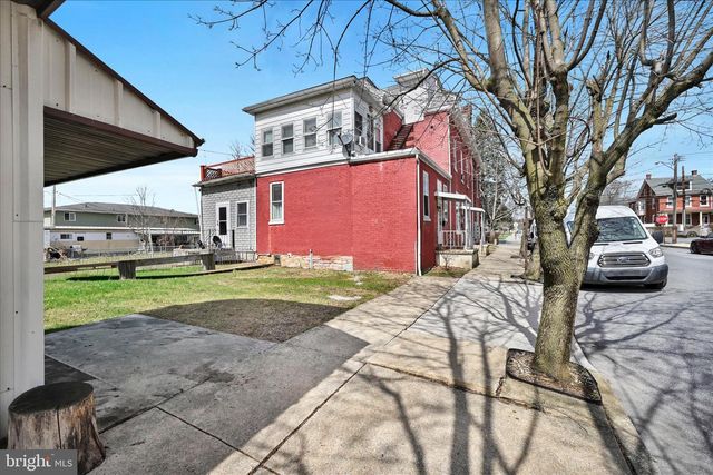 360 E LEHMAN ST, Lebanon, PA 17046