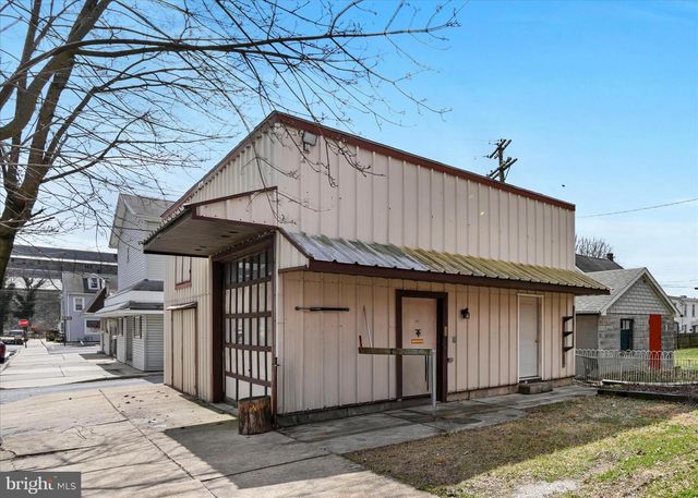 360 E LEHMAN ST, Lebanon, PA 17046
