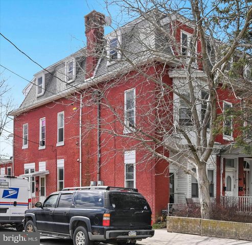 360 E LEHMAN ST, Lebanon, PA 17046