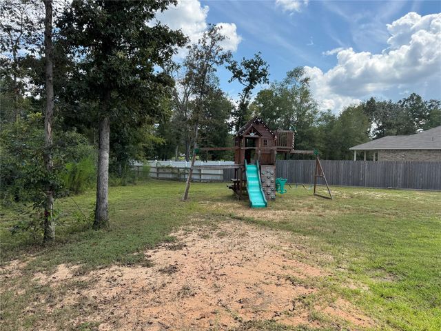 6102 Hazel Lake Drive, Conroe, TX 77303