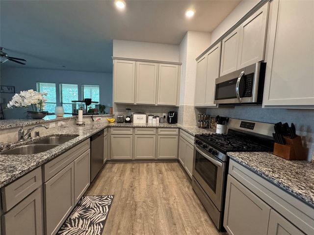 6102 Hazel Lake Drive, Conroe, TX 77303