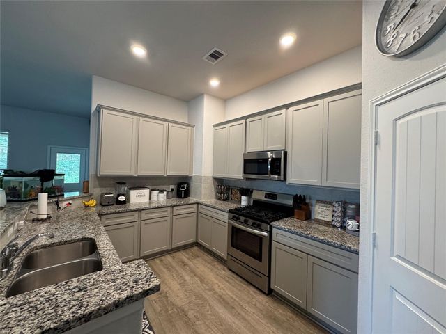 6102 Hazel Lake Drive, Conroe, TX 77303