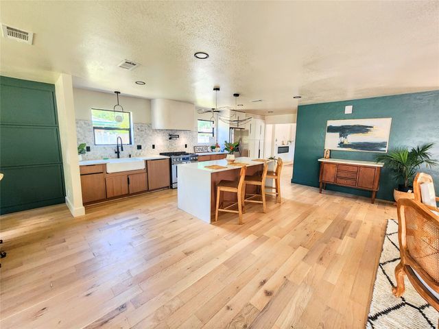 2908 Washington Street, Commerce, TX 75428