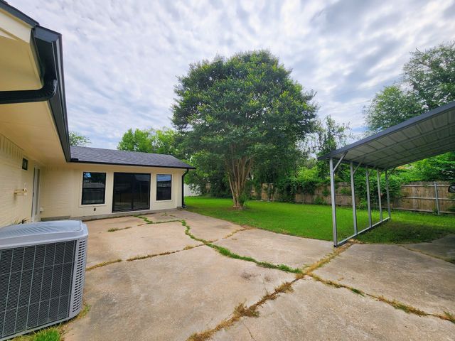 2908 Washington Street, Commerce, TX 75428