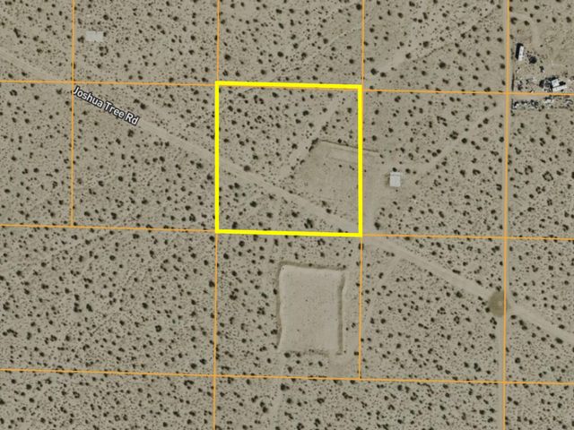 104 Joshua Tree Road, Johnson Valley, CA 92285