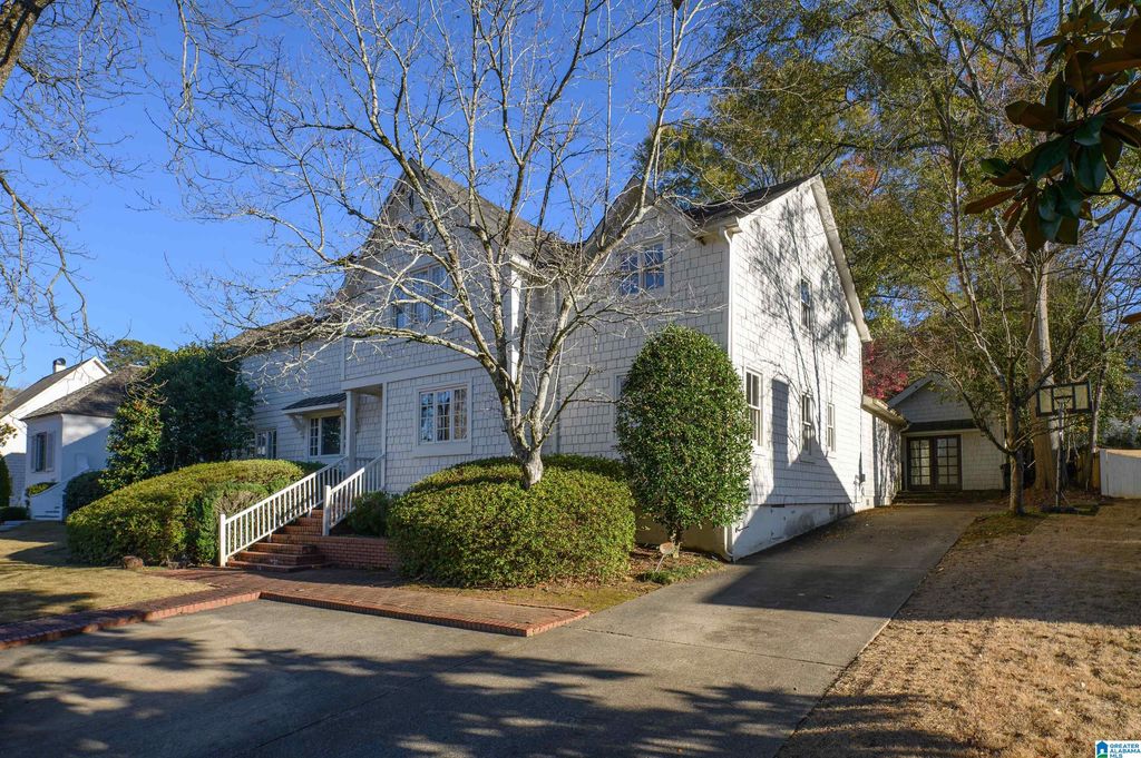 3909 JACKSON BOULEVARD, Mountain Brook, AL 35213