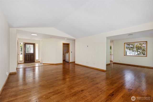 3744 NE Trout Brook Lane, Bremerton, WA 98311