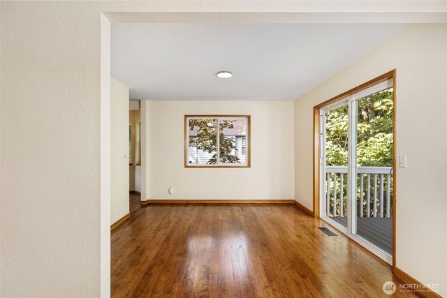 3744 NE Trout Brook Lane, Bremerton, WA 98311