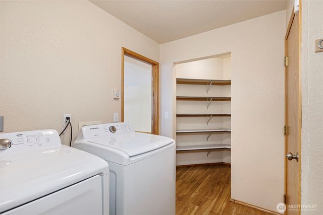 3744 NE Trout Brook Lane, Bremerton, WA 98311